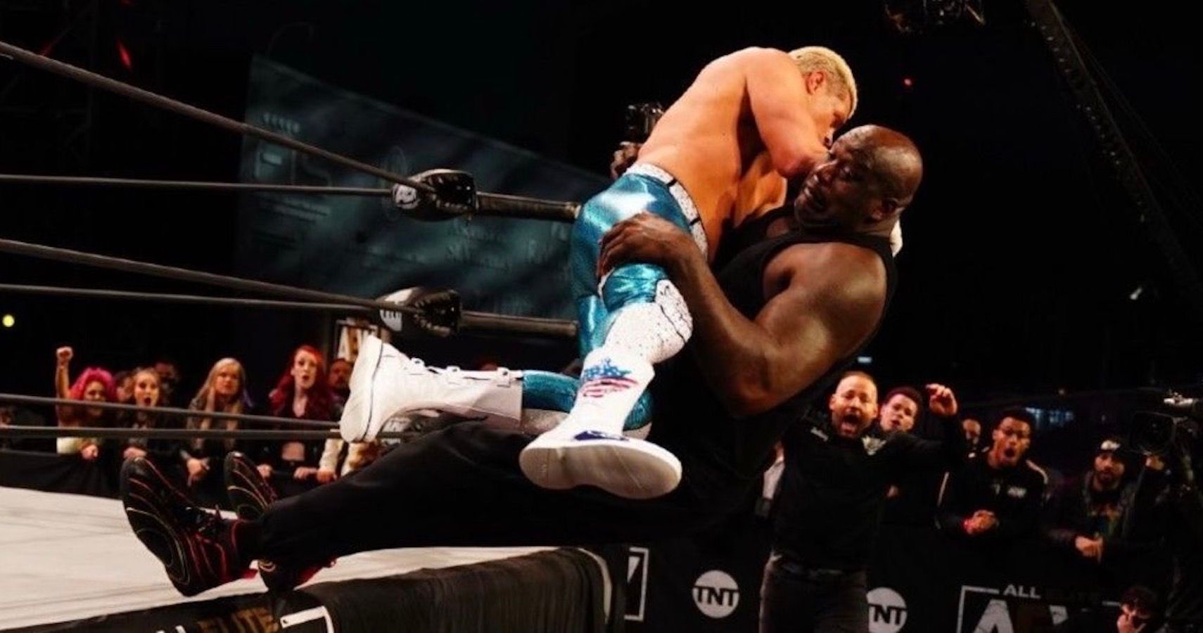 Shaquille O’Neal’s AEW Dynamite Match Draws 1,113,000 Viewers